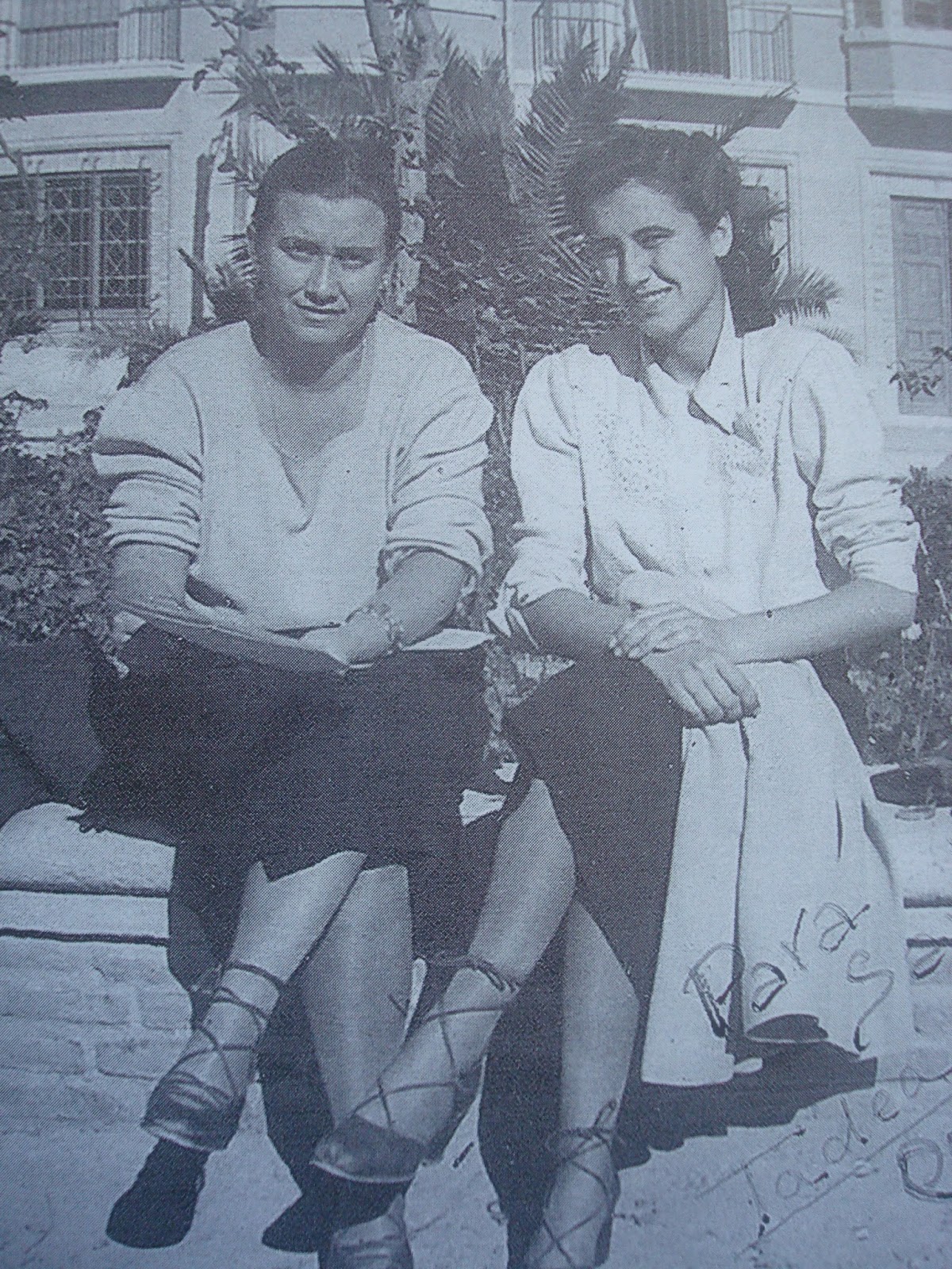 Tadea Fuentes con Celia Vias. Antas